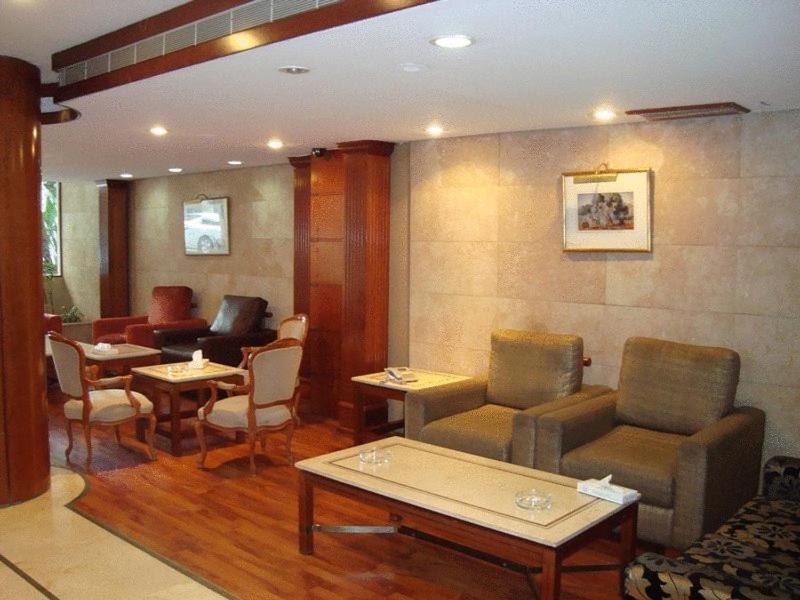 Charles Hotel Beirut Eksteriør bilde