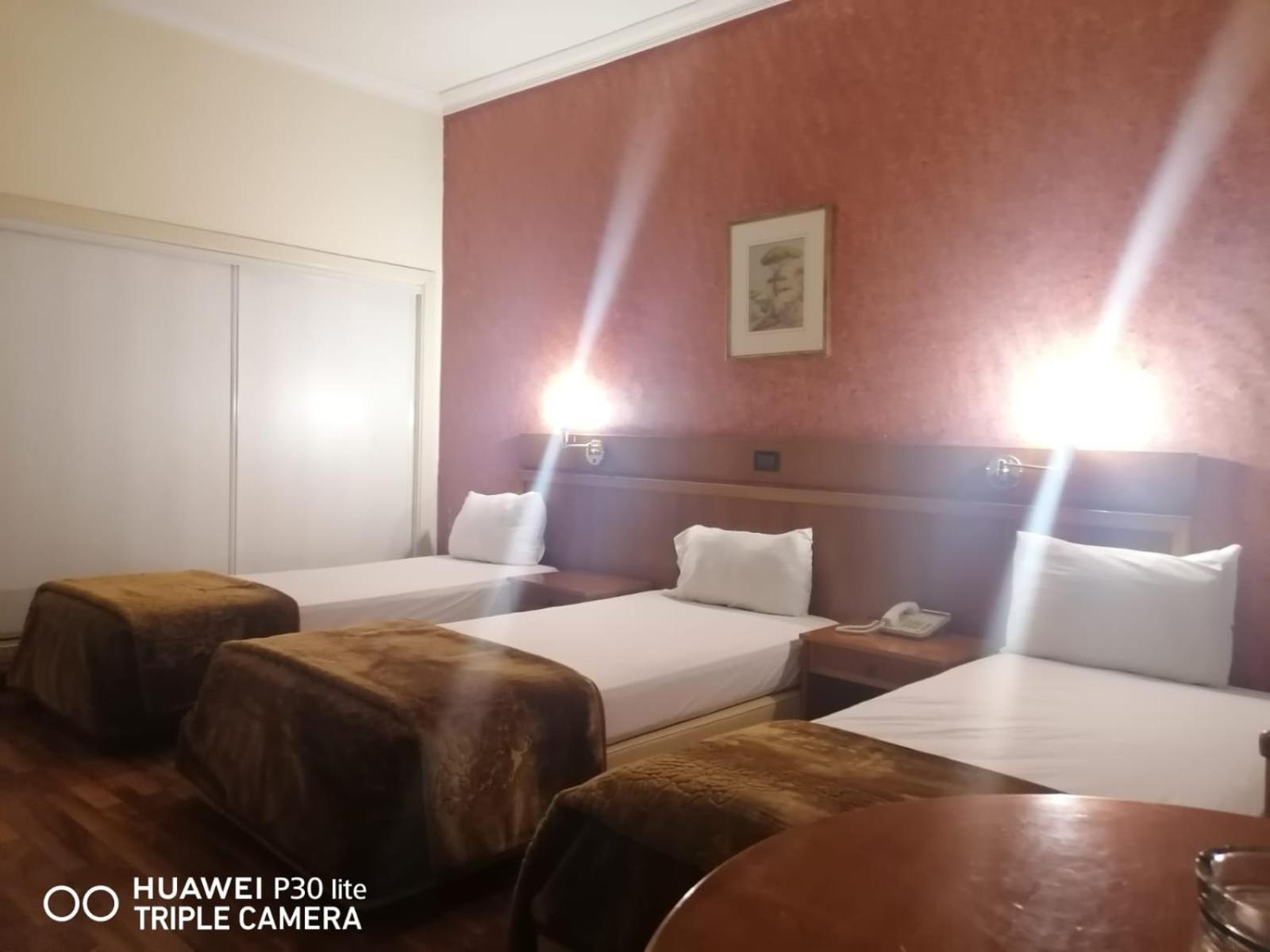 Charles Hotel Beirut Eksteriør bilde