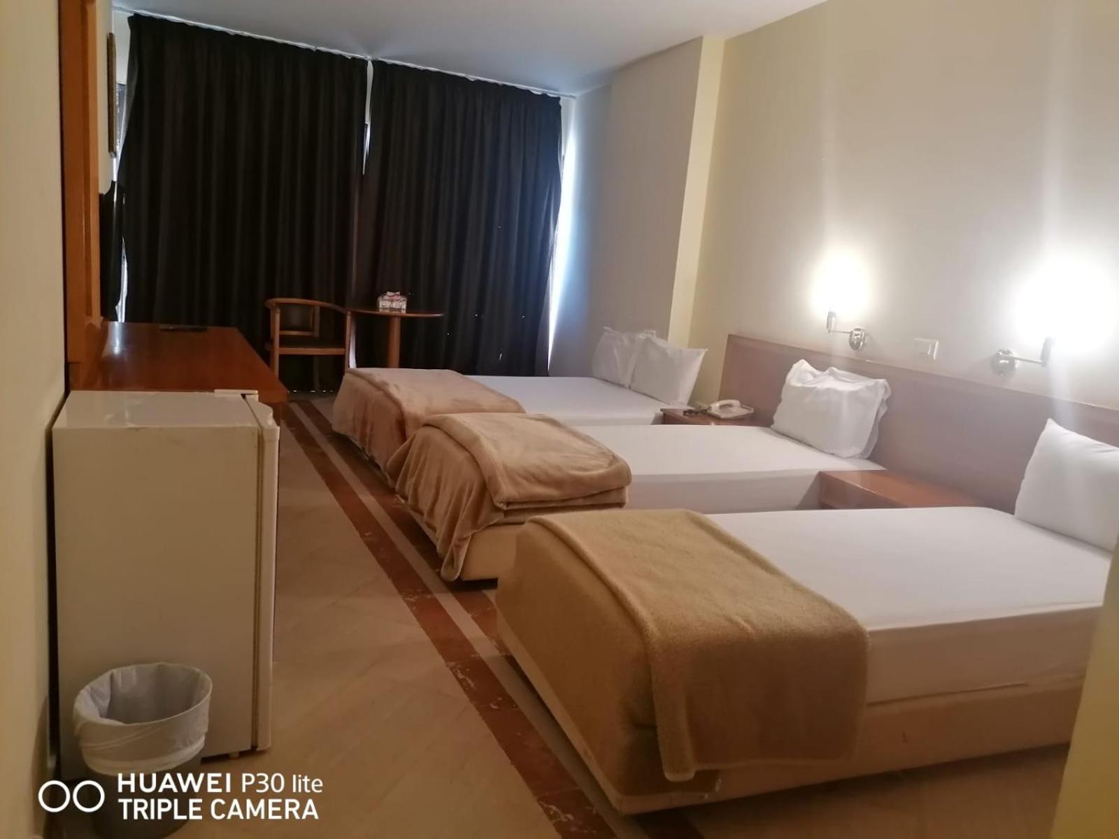 Charles Hotel Beirut Eksteriør bilde