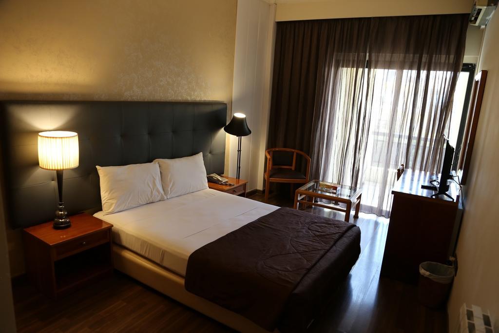 Charles Hotel Beirut Eksteriør bilde