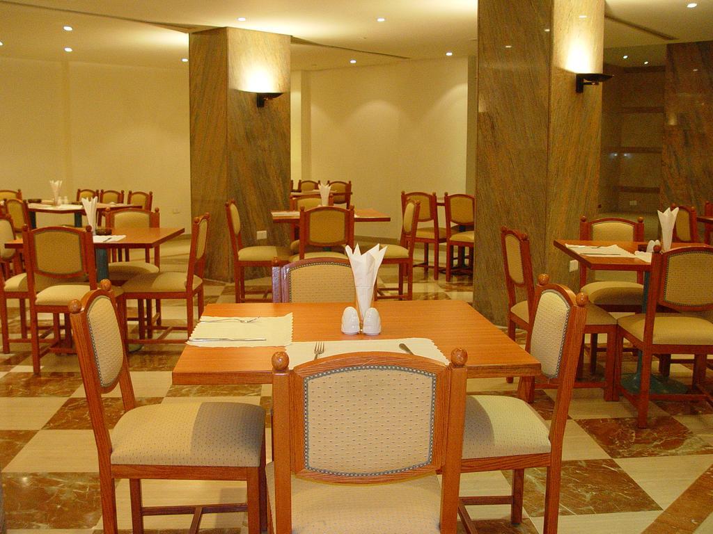 Charles Hotel Beirut Eksteriør bilde