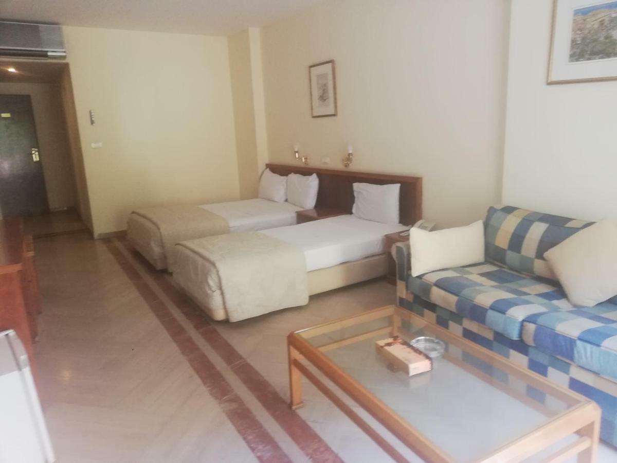 Charles Hotel Beirut Eksteriør bilde