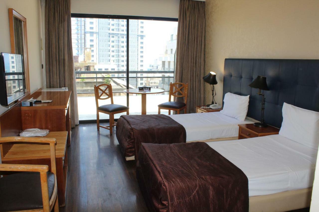 Charles Hotel Beirut Eksteriør bilde