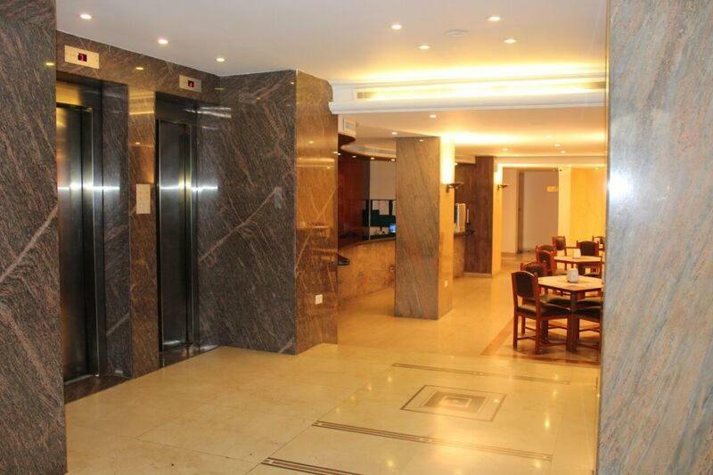 Charles Hotel Beirut Eksteriør bilde